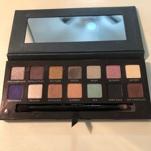 Anastasia Beverly Hills Makeup - ABH Self-Made Eyeshadow Palette Anastasia Beverly Hills Makeup - ABH Self-Made Eyeshadow Palette